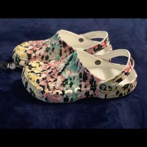 NWT - Crocs Classic Baya Seasonal Printed Clog